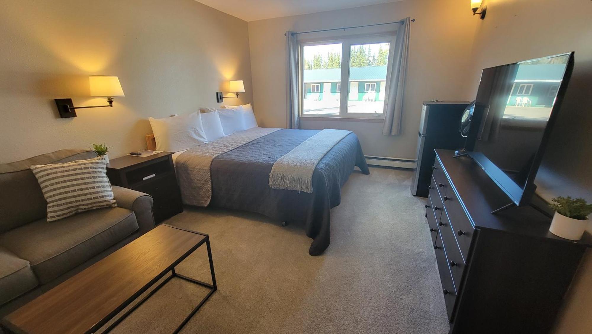 The Golden Bear Motel Ток Екстериор снимка